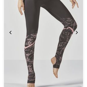 Fabletics Eliza Seemless Tights/leggings